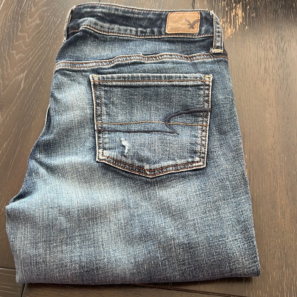 American eagle distressed jegging
